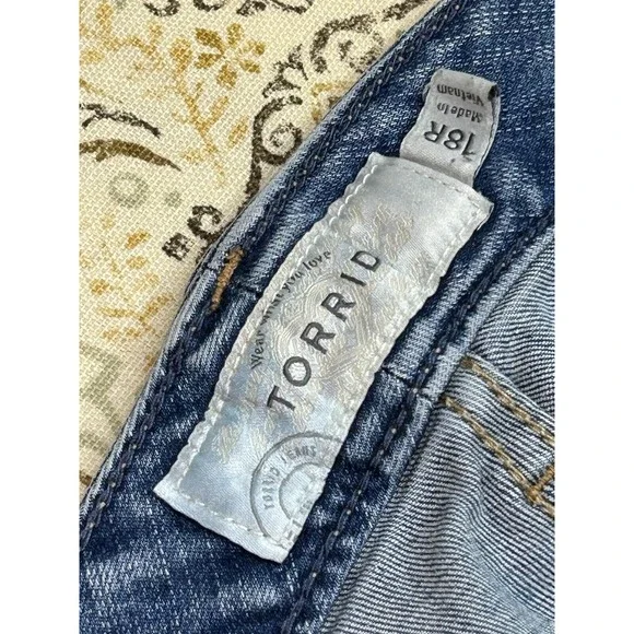 Torrid Womens Sz 18R Slim Fit Stretch Ladies Pants Casual Designer Jeans Blue - Picture 5 of 11